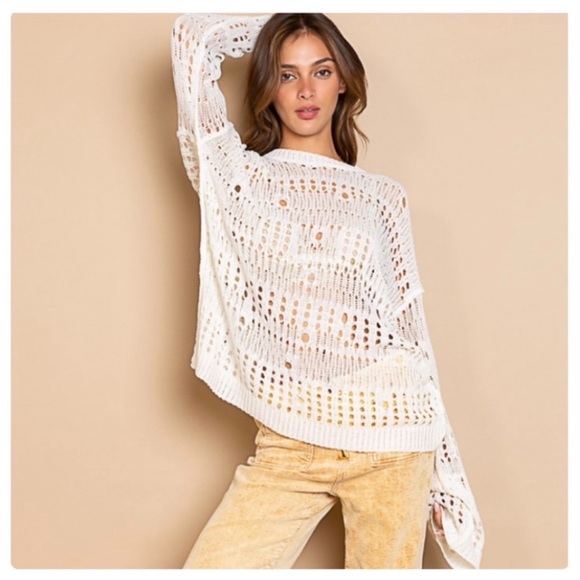 New Beautiful POL Crochet Detail Oversized Ivory Lightweight Sweater - Picture 6 of 7